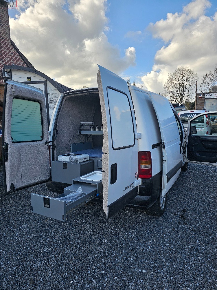 Citroën Jumpy récemment isolé et aménagé - Utilitaires - Namur - photo 3