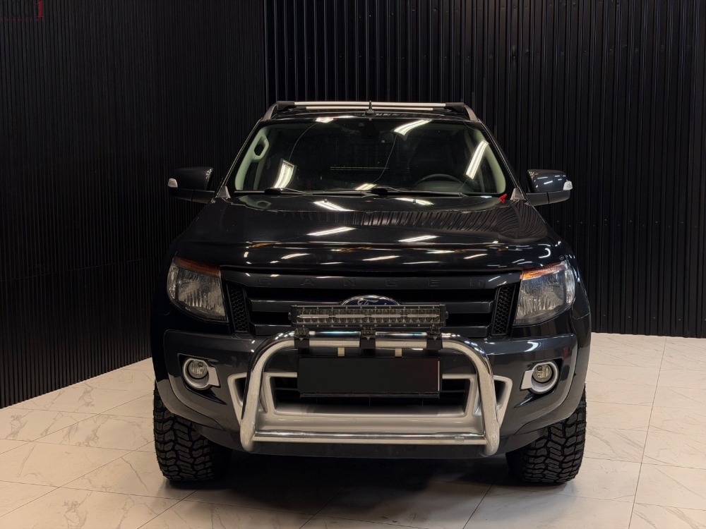 Ford Ranger 3.2L/AUTOMATIQUE/CAMÉRA DE RECUL/5 PLACES/MONTAGE À DROITE/DAB+/NAVIGATION/