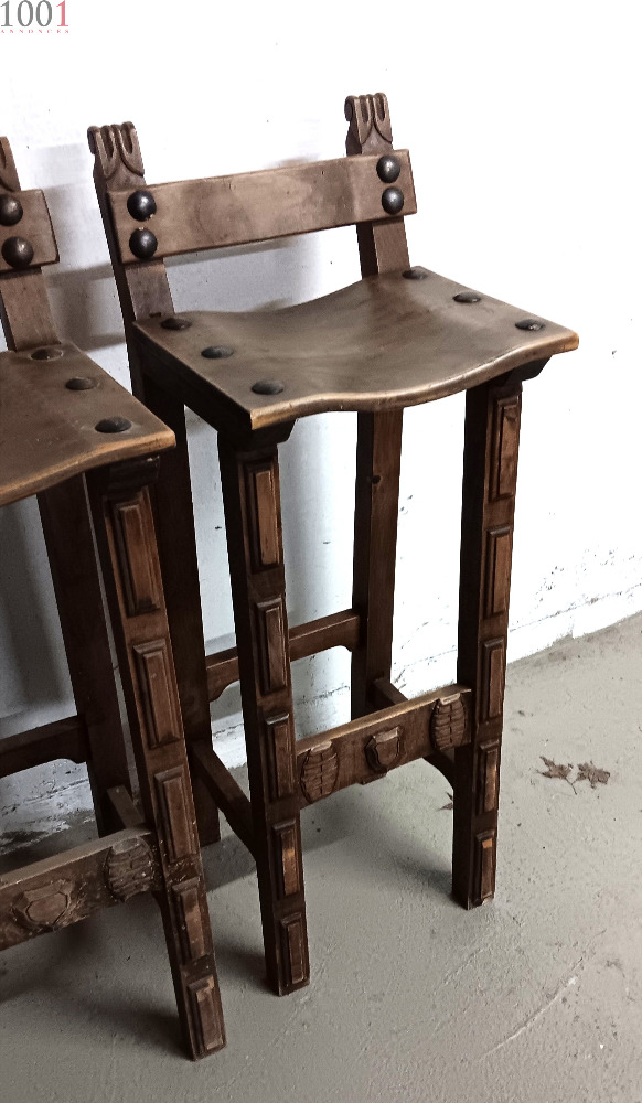 Lot de 5 tabourets de bar rustiques en bois massif - Mobilier - Vaud - photo 2